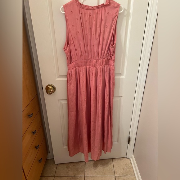 Old Navy Tie Neck, waist defined,  MIDI Dress 
Size Large Tall - Picture 7 of 11